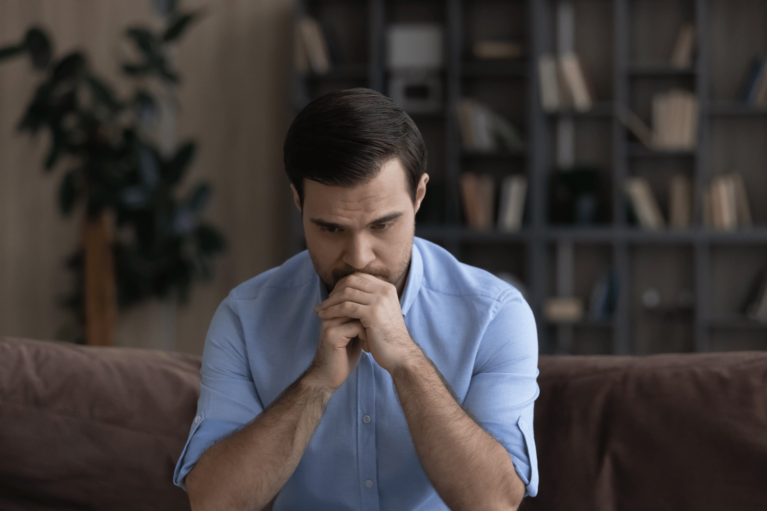 Zašto ne možeš da zaustaviš negativne misli? Ovih 11 navika menjaju sve